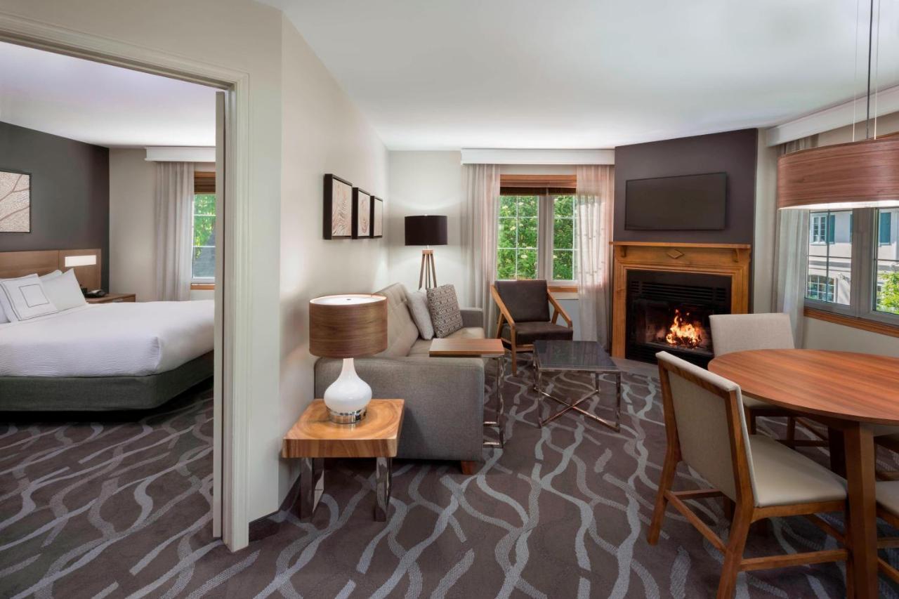 Residence Inn By Marriott Mont Tremblant Manoir Labelle Экстерьер фото